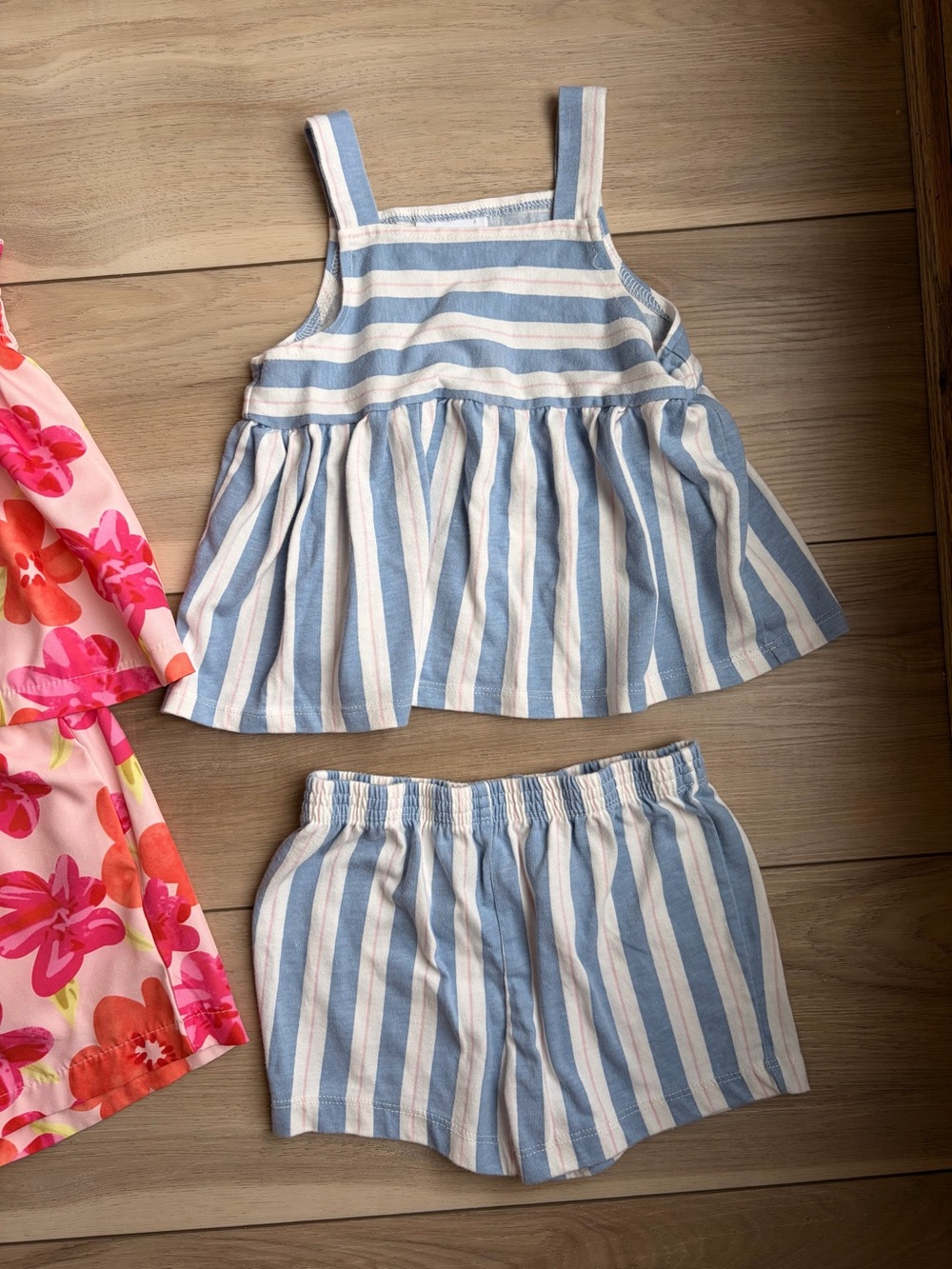 Girls Summer bundle! - Picture 4 of 4